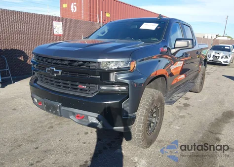 2021 Chevrolet Silverado K1500 Lt Trail Boss z USA, uszkodzony, nr VIN 1GCPYFED7MZ474597
